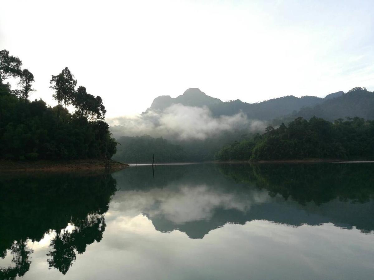 拷索埃弗格林假日公园 Khao Sok National Park 外观 照片